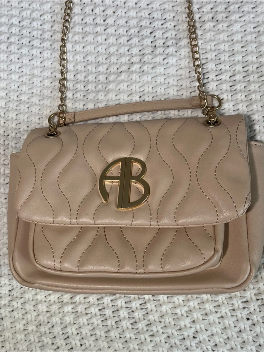 Alexis Bendel Beige Quilted w/ Chain Shoulder Bag Crossbody Purse Vegan Leather